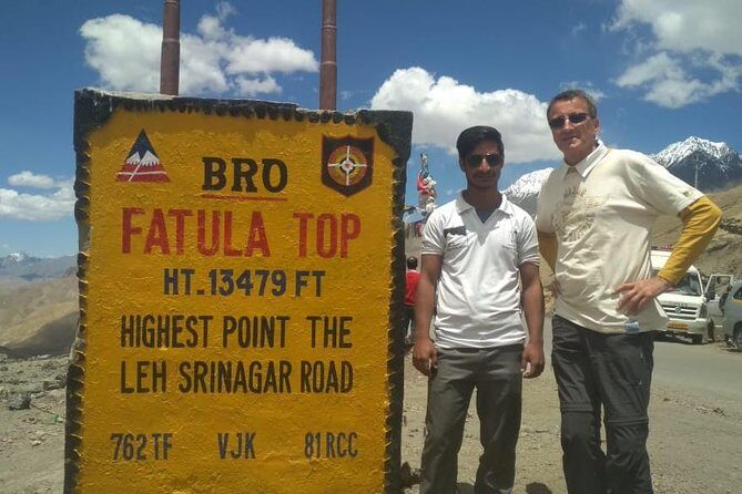 Srinagar To Leh, Ladakh Taxi (One way Transfer) - The Scenic and Cultural Route from Srinagar to Leh