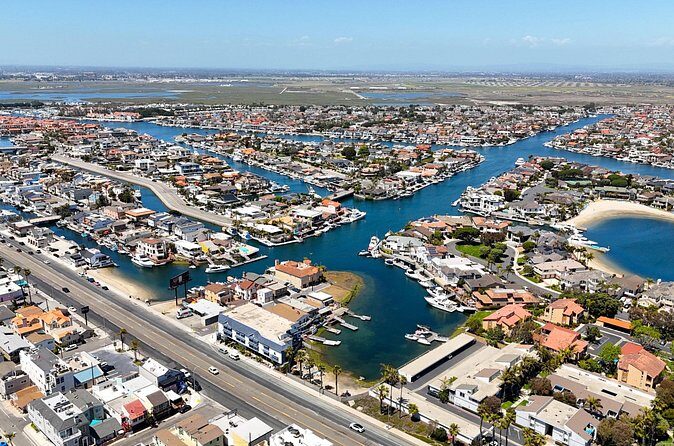 Stand-up Paddleboard Rentals Huntington Beach - A Detailed Look at the Huntington Harbour SUP Experience