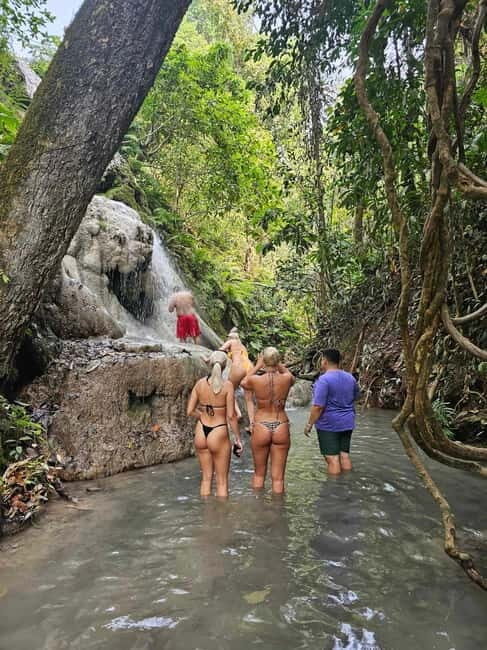 Sticky Waterfall & Secret Temple & Lunch Delectable Cuisine. - Exploring Chiang Mai’s Hidden Gems in a Half-Day