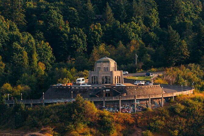 Stunning Air Tour of the Columbia River Gorge by Envi Adventures - An In-Depth Look at the Experience