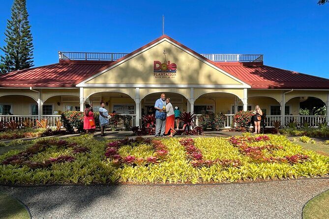 Stunning views of Oahu. East to North Shore on a scenic drive - Why this tour works for you