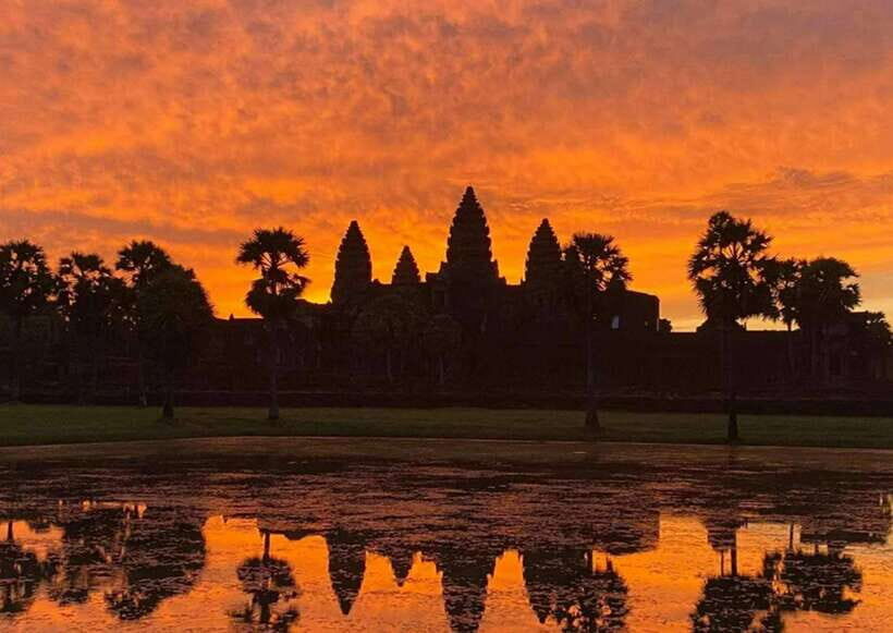 Sunrise at Angkor Wat and Small Tour with Tours Guide - In-Depth Look at the Tour Experience