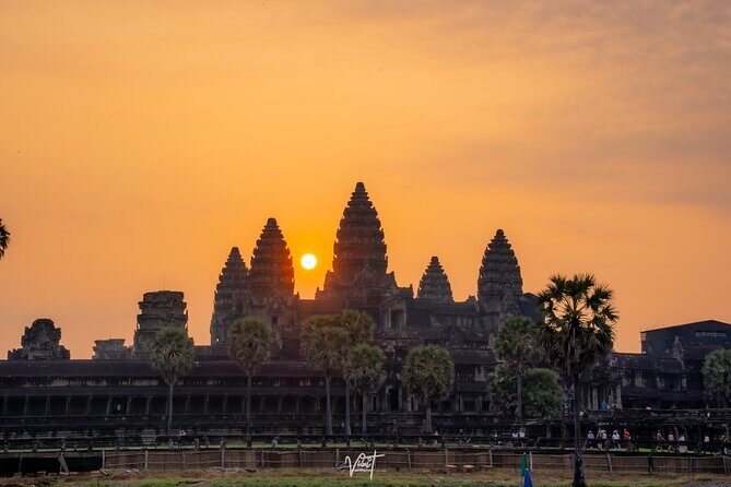 Sunrise Small Group Tour in Siem Reap - The Experience: A Deep Dive into the Day’s Adventures