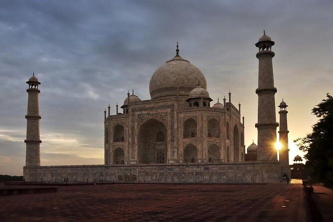 Sunrise Taj Mahal Tour from Delhi With Guide - The Sum Up