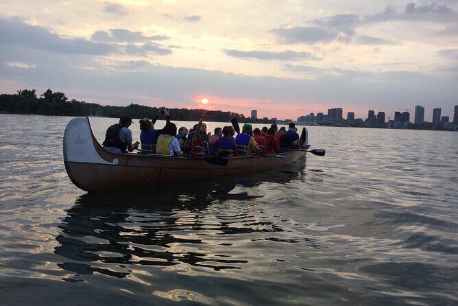 Sunset Canoe Tour of the Toronto Islands - Practical Tips for Your Paddle