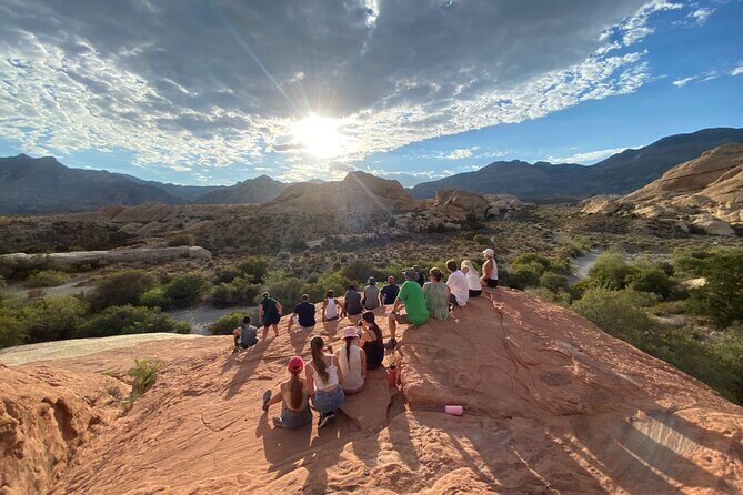 Sunset Hike and Photography Tour near Red Rock with Optional 7 Magic Mountains - Exploring the Red Rock Sunset Hike and Photography Tour