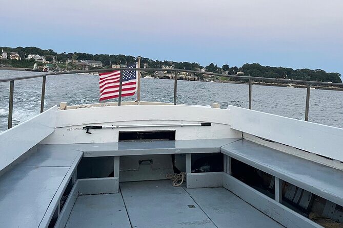 Sunset Lighthouse Cruise Along Casco Bay - A Close Look at the Casco Bay Sunset Cruise