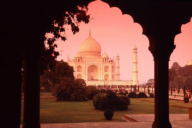 Sunset Taj Mahal and Agra Fort Half-Day Private Guided Tour - Authentic Experiences and Traveler Feedback