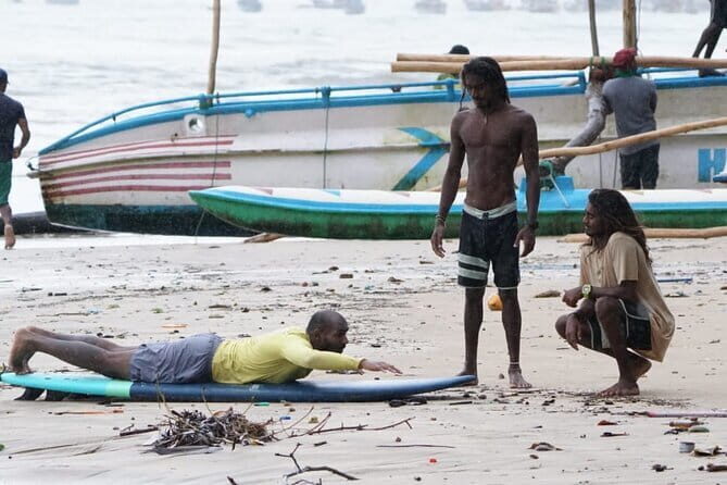 Surf with Apple - A Detailed Look at Surfing with Apple in Weligama