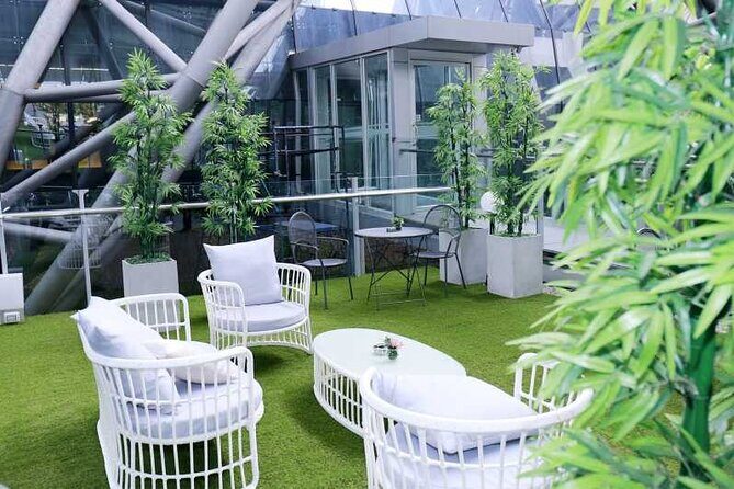 Suvarnabhumi Airport 2-Hour Miracle Lounge Access - Who Will Enjoy This Experience?