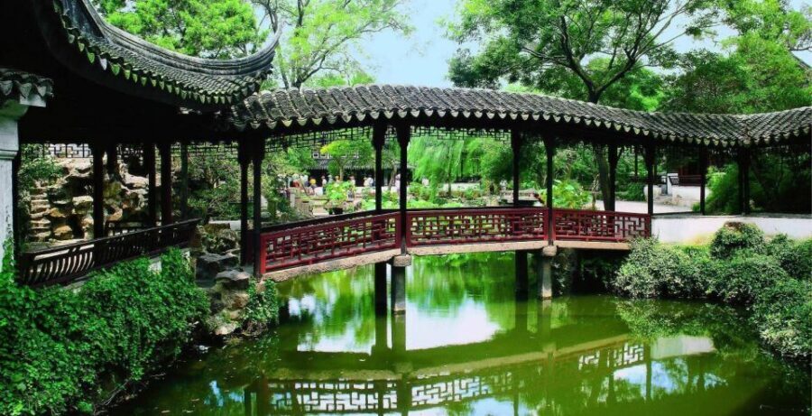 Suzhou: Gardens and Tongli or Zhouzhuang Water Town - A Journey Through Suzhou’s Garden Heritage