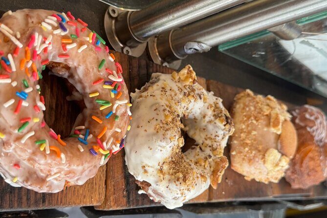 Sweet and Savory Scandalous White House walking Food Tour - The Food and Storytelling Experience