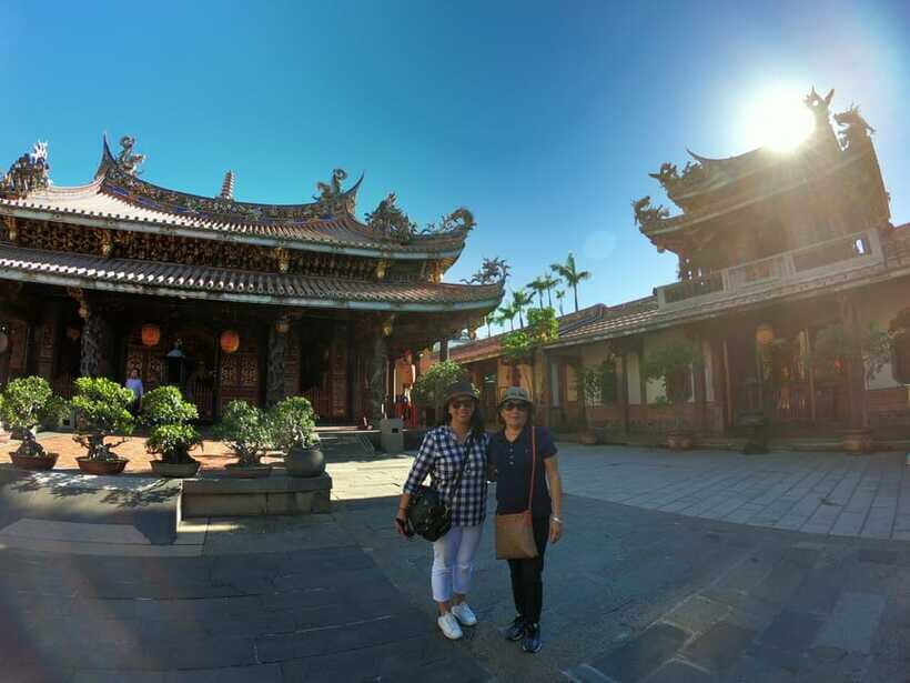 Taipei: City Highlights Private Sightseeing Tour with Guide - A Closer Look at the Taipei Highlights Tour