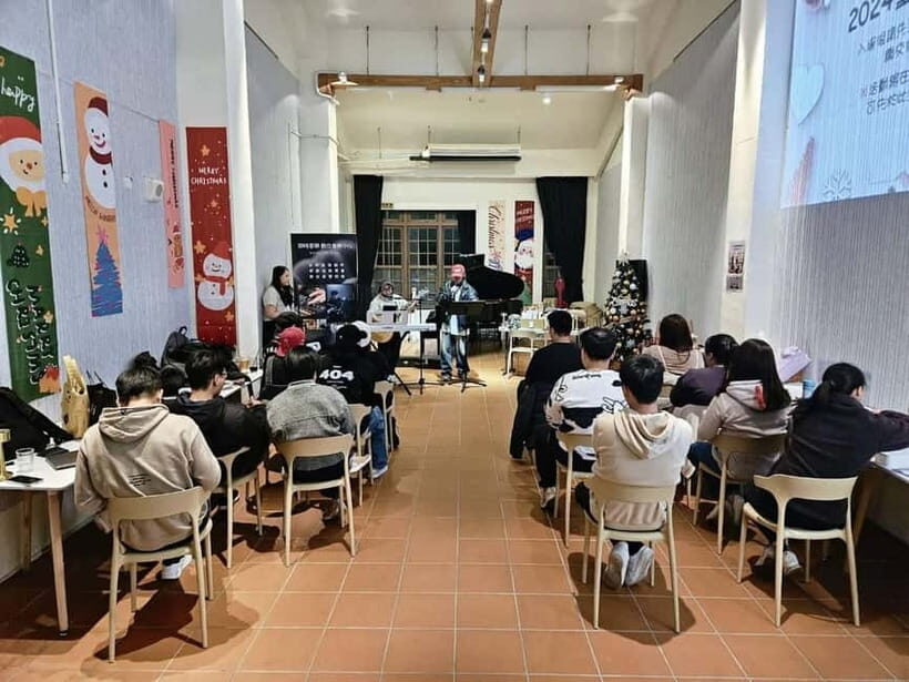 Taipei: Echoes of Taiwan Music Show with Wine - Why This Experience Stands Out