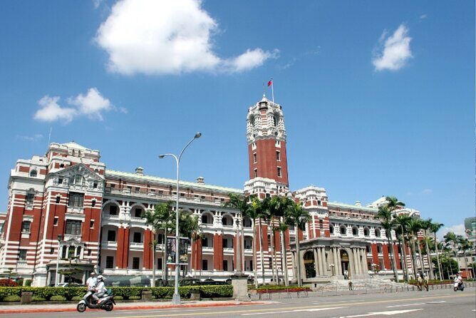 Taipei Scavenger Hunt and Sights Self-Guided Tour - The Sum Up