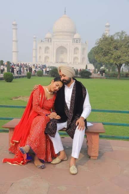 Taj Mahal and Agra fort tour with iconic photoshoot - Transport, Timing, and Practicalities