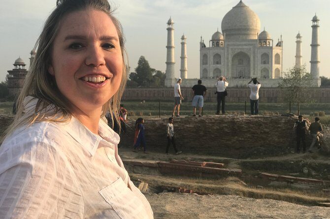 Taj Mahal skip the line luxury tour with guide - Who Should Consider This Tour?