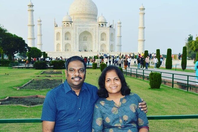 Taj Mahal Tour From Delhi By Car-Skip The Line Tickets With Lunch - Visit to the Taj Mahal: The Crown Jewel