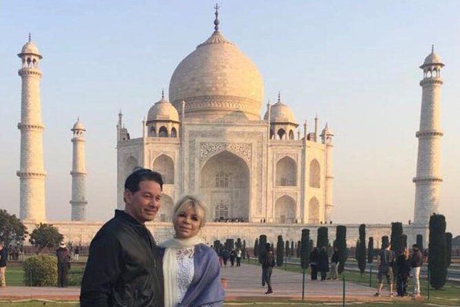 Taj Mahal Tour From Delhi By Private Car - The Taj Mahal: An Iconic Wonder in Personal Focus