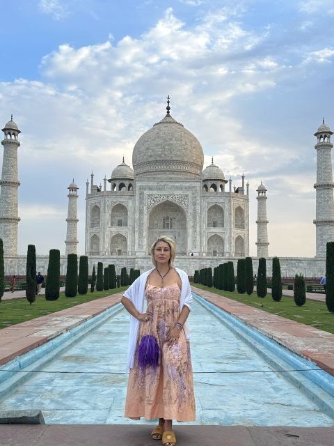 Taj Mahal Trip From New Delhi best pic tour - What Makes This Tour Stand Out