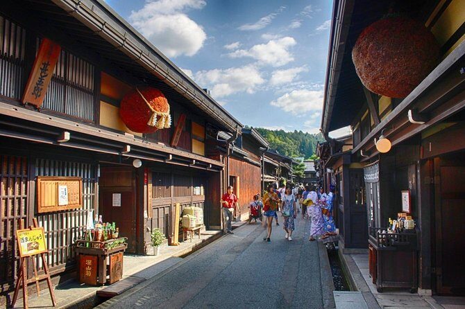 Takayama Full-Day Private Tour with Government Licensed Guide - Who Would Love This Tour?