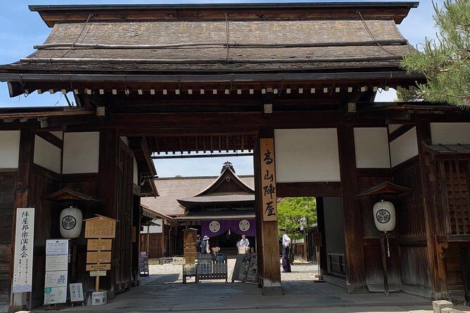 Takayama Old Town Walking Tour with Local Guide - Why We Like This Tour