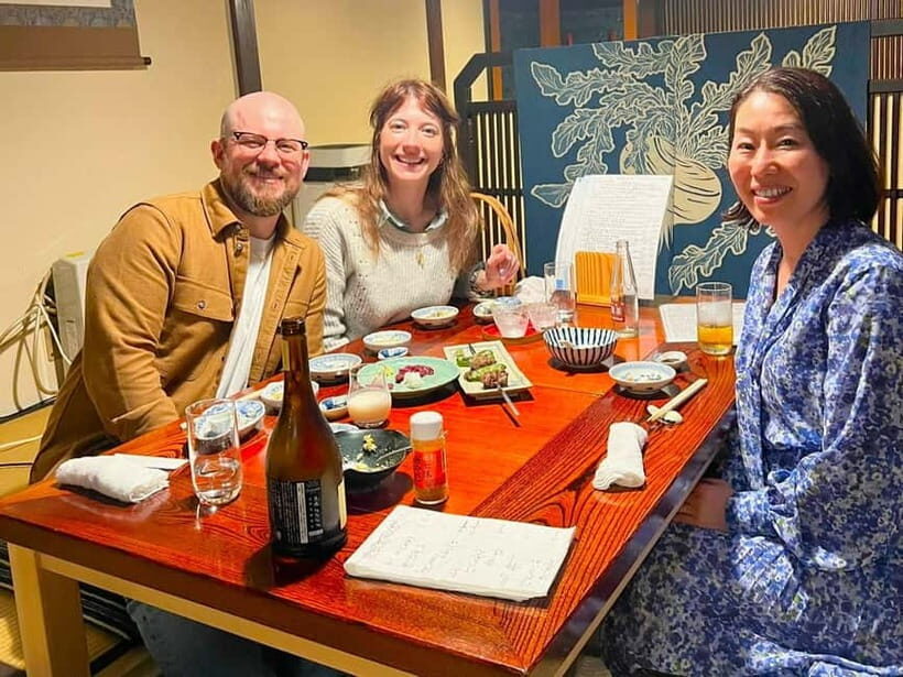 Takayama: Private Barhopping Tour with Hotel Pickup - Exploring Takayama’s Nightlife in Detail