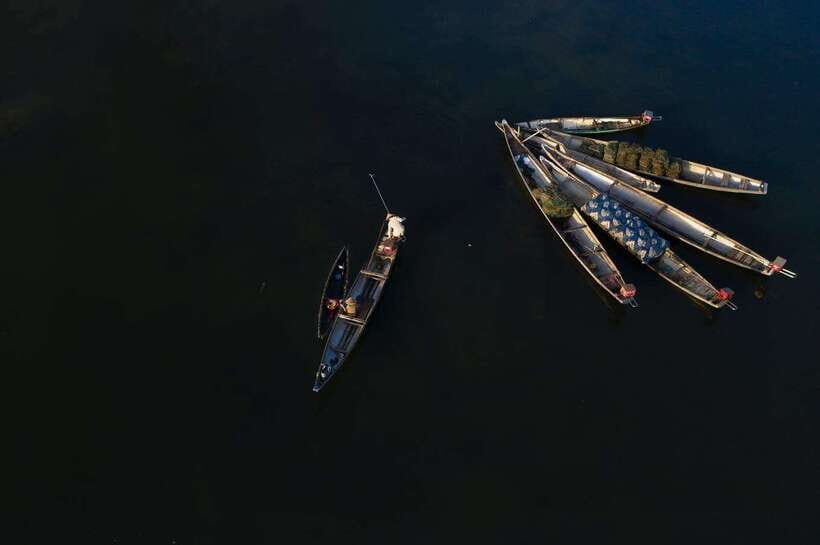 Tam Giang Lagoon Sunset And Fishing Experience From Hue City - Meeting the Local Fishermen: An Authentic Touch