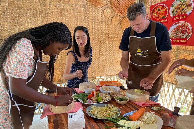 Team Aim Thai Cooking School (#1 Cooking Class in Chiang Mai) - Who Will Love This Class?