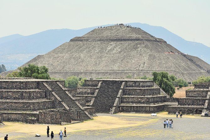Teotihuacan Piramids and Shrine of Guadalupe without Lunch from Mexico City - The Full Experience: What to Expect from This Tour