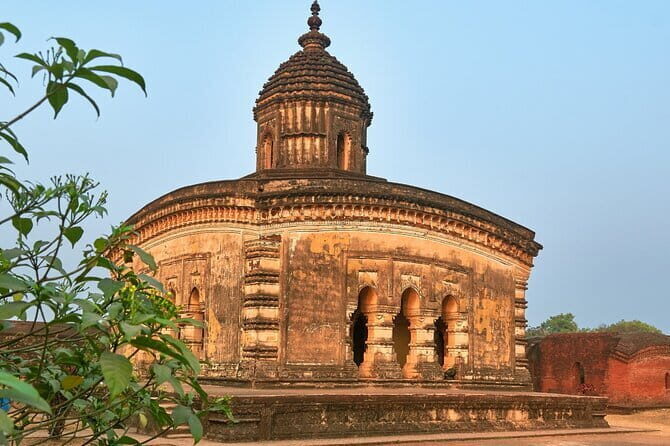 Terracotta Temples and Baluchuri Weavers Tour - Exploring the Temples of the Malla Kingdom