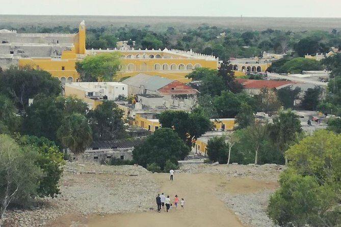 The Best of Izamal Walking Tour - Exploring Izamal: A Colorful Town with a Rich Tapestry