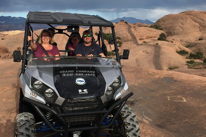 The Best U-Drive Hell's Revenge 4x4 Off Roading Tour from Moab - Who Will Love This Tour?