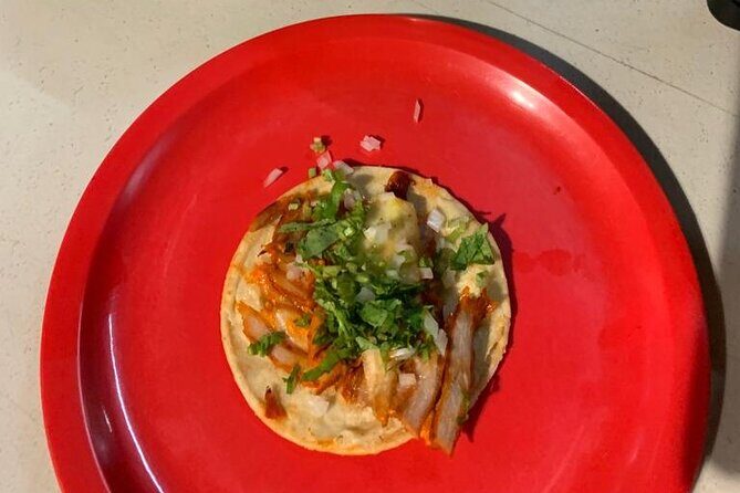 The best walking tour in the neighborhood of Versalles