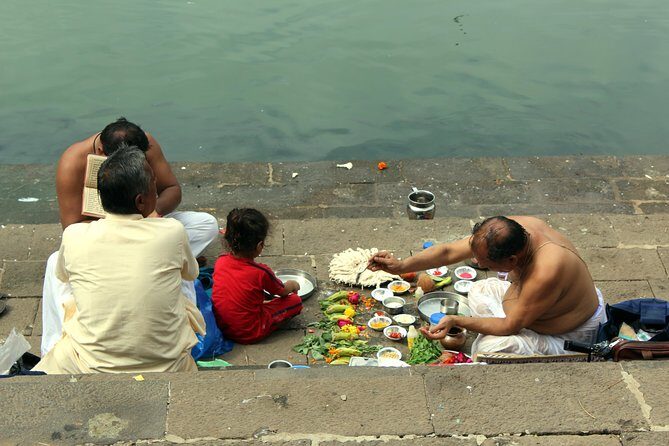 The Colourful Early Morning Tour - Who Will Love This Tour?