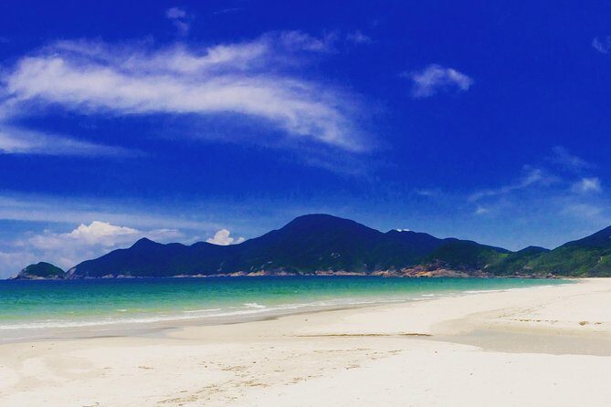 The Dragon's Back Hiking Tour, Hong Kong