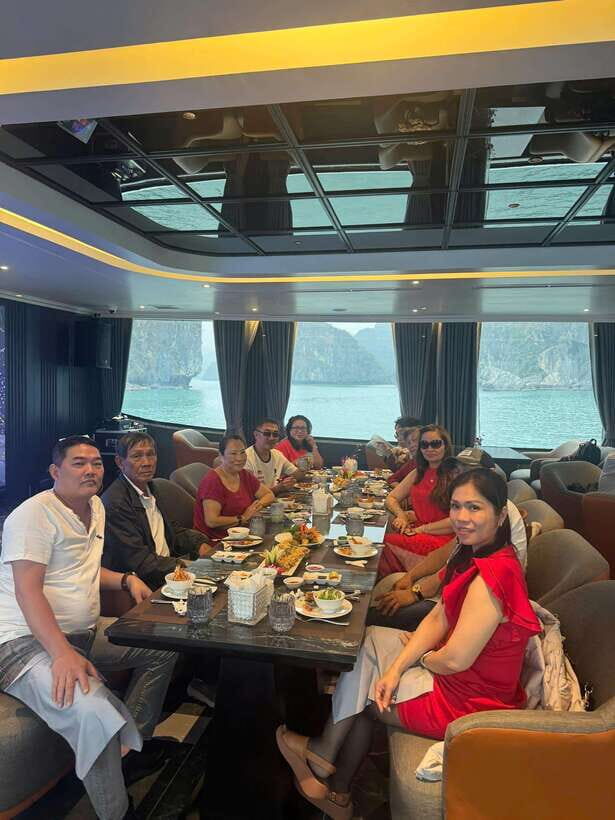 The Newest and Most Luxurious Cruise on the Bay-Day Trip - Authenticity and Practical Details