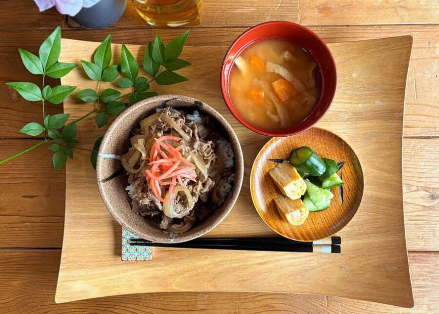Tokyo 6hr Private Guided Tour and Gyudon Cooking Experience - The Gyudon Cooking Class Experience