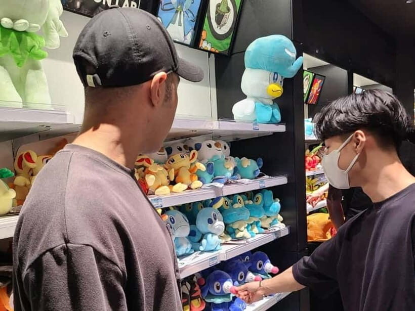 Tokyo: Anime, Manga and capsule toy Tour in Shibuya - A Deep Dive into the Anime, Manga, and Capsule Toy Tour in Shibuya