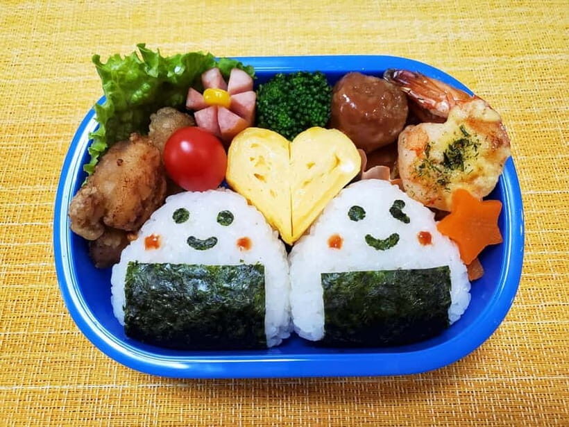 Tokyo: Cute Bento- together making at local home - Authenticity and Value