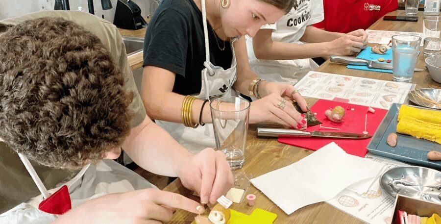 Tokyo : Experience making a character bento - Who This Tour Is Best For