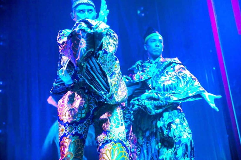 Tokyo GINZA: KONPARU Japanese Cabaret Show with Drink - A Closer Look at the Tokyo Ginza Cabaret Experience