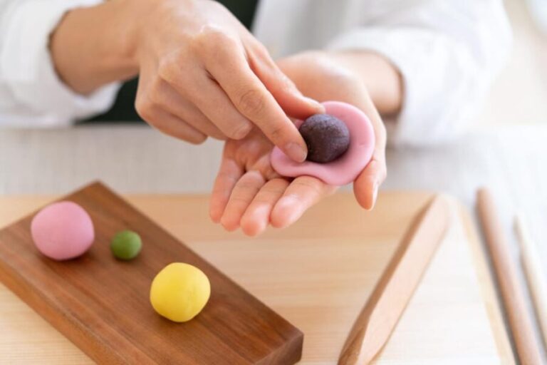 Tokyo: Japanese Sweets Making Experience - A Closer Look at the Experience