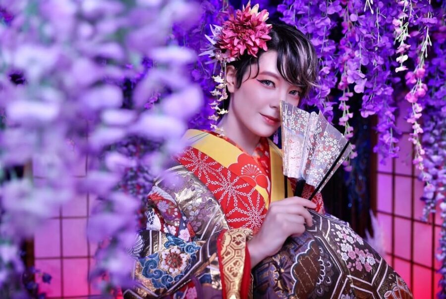 Tokyo: Private Makeover Photography Studio in Luxury Kimono - The Value of the Experience