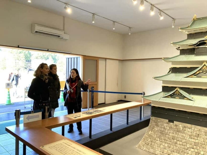 Tokyo: Private Tour of the Imperial Palace East Gardens - The Authenticity and Value of a Guided Garden Walk