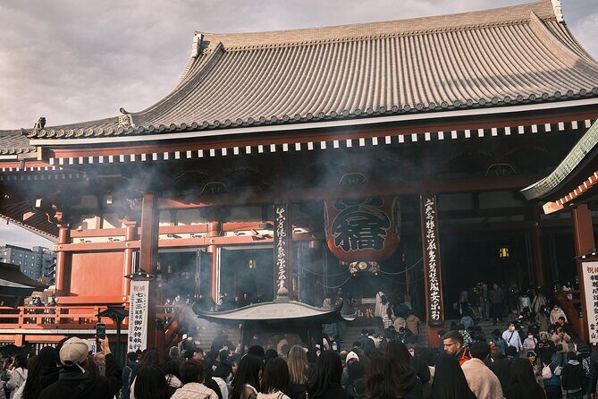 Tokyo: Private Walking Tour with a Local Guide - Diving Deeper into the Tokyo Private Walking Tour