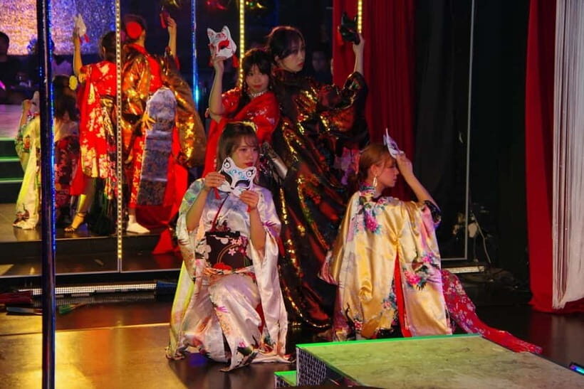 Tokyo: Show Club Nest Cabaret Show with Unlimited Drinks - Why This Experience Works for You