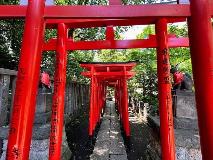 Tokyo: Yanaka & Ueno,  Tokyo of Tradition Guided Tour - An In-Depth Look at the Tour Experience