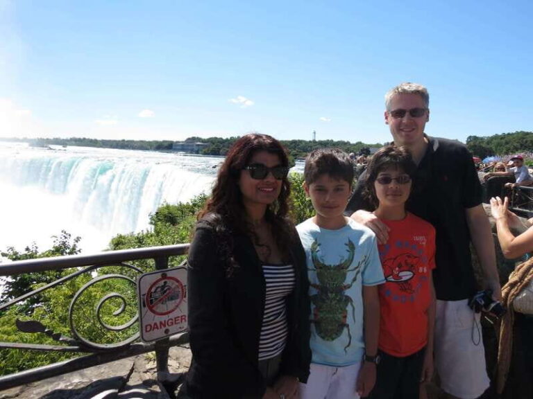 Toronto: Niagara Falls Day Tour with Boat Option - What the Reviews Say