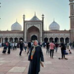 Tour to old delhi with guide and transfer - Who Should Consider This Tour?